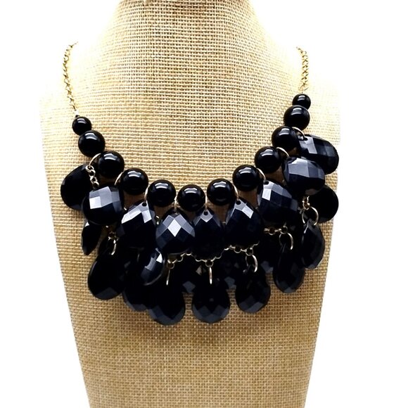 Black Faceted Resin Statement Bib Necklace Gold-tone Chain NWOT - Picture 13 of 14